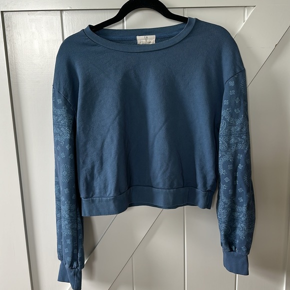 T.La Tops - Anthropologie T.La cropped style blue sweatshirt